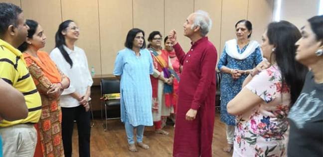 Dr.-Deepak-Mittal-With-The-Participants-Of-Soul-Yoga-Workshop-1-2